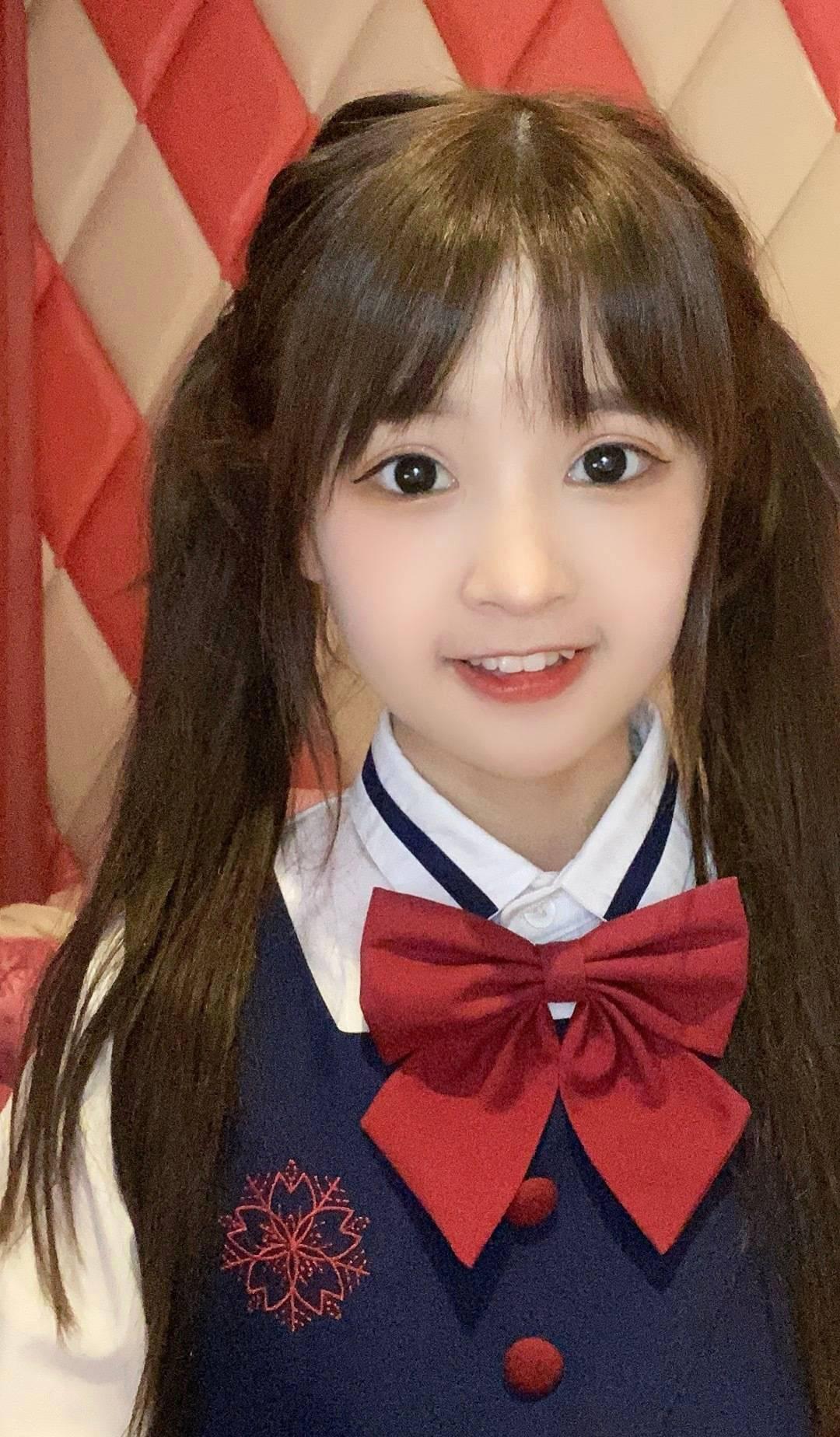 分享卡哇伊，樱桃小.嘴.兼职学妹，后入式狠狠的插.入.！